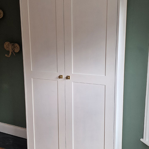 Alcove Units And Wardrobe Sevenoaks