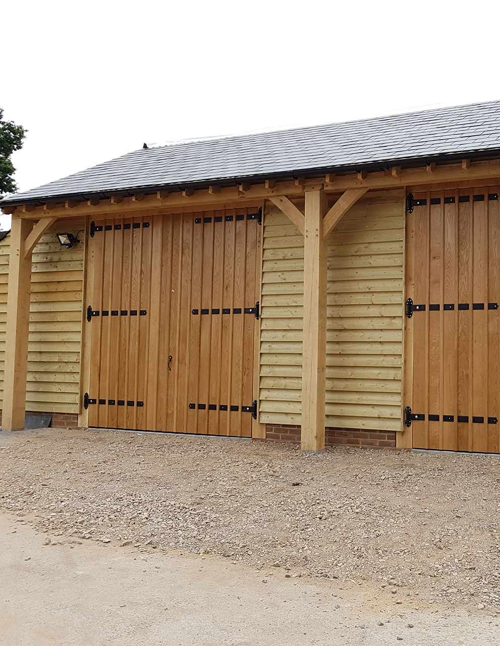 Recent oak structure project by Brothers Carpentry Ltd